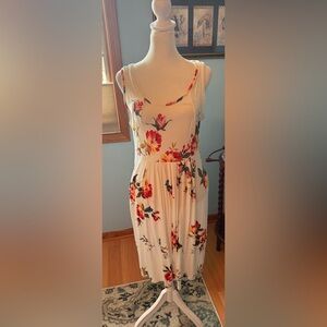 NWOT Jouica Floral Dress Size Large Sleeveless Knee Length Pockets